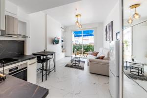 Beautiful & Cozy studio on Promenade