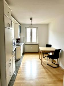 Charmante, offene Wohnung in zentraler Lage