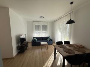 Apartament Przepiórki z Ogrodem i Garażem