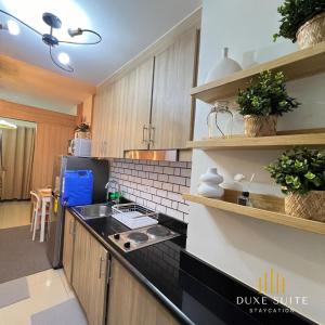 Aesthetic walking distance to MOA,near NAIA AIRPORT with NETFLIX,MINIVIDEOKE,BOARDGAMES-DUXE9