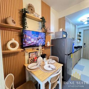 Aesthetic walking distance to MOA,near NAIA AIRPORT with NETFLIX,MINIVIDEOKE,BOARDGAMES-DUXE9