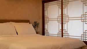 Seoul Bukchon Homi Hanok