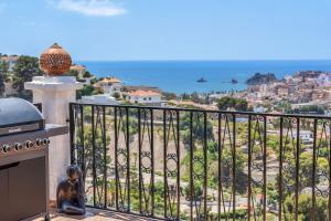 Exclusive Villa with Panoramic Views and Private Pool