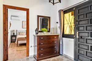 Exclusive Villa with Panoramic Views and Private Pool