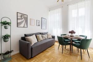 Central StarLight Apartment
