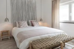 Mare Cheia (High Tide) Beach and Surf Apartments - 孔索拉桑