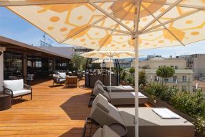 Adia Aluma Athens, Curio Collection By Hilton