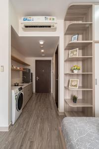 Studio-Modern Stylist-Hana Apart