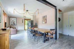 Maisons de vacances La Bonne Idee - Gite familial vue montagne : photos des chambres