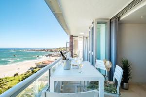 Ocean View Camps Bay 3bed Apt Beach Vistas