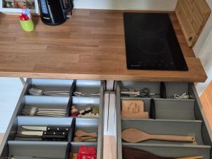 Logement indépendant "LOlivier" TREVOUX climatisé