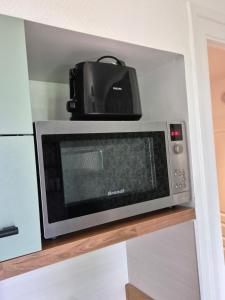 Logement indépendant "LOlivier" TREVOUX climatisé