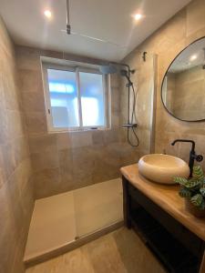 Appartements T4 cosy et moderne au coeur d-Anglet, plages a 5 min, parking securise & fibre : photos des chambres