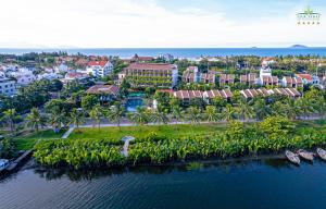 Silk Sense Hoi An River Resort - Green Luxury Escape