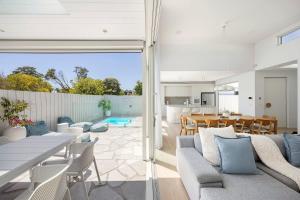 Villa Bianca - Pool & 300m from Beach