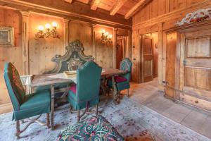 Casa Cirmoli, confortevole mansarda con balcone panoramico