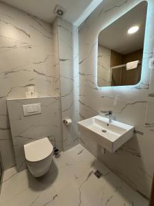 Stylish Studio IVSOLE