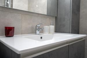 Bebas House by ΜΡS