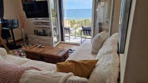 LaVista Penthouse private balcony and sea views