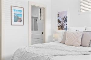 Beachfront Getaway - In the Heart of St Kilda