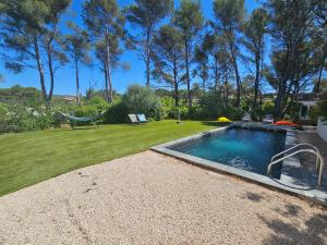 Maisons de vacances Villa sous les pins : photos des chambres