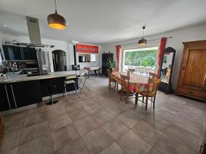Maisons de vacances Villa sous les pins : photos des chambres