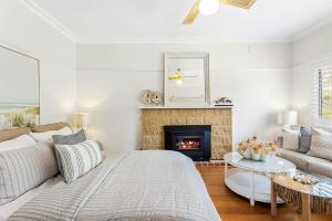 The Beach Cottage in Rye - 1 min from beach