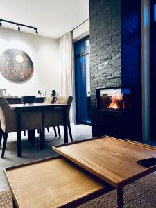 Modern Villa By The Sea