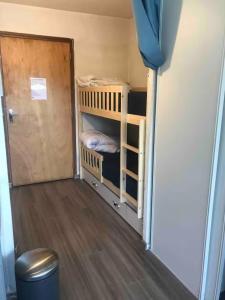 Studio with balcony near the slopes Chantemerle