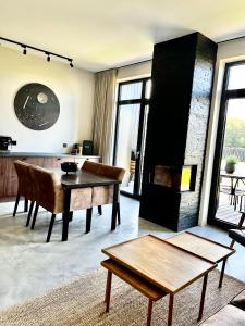 Modern Villa By The Sea