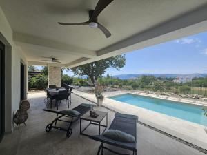 Holiday house VILLA AMORA with private pool