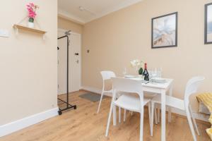 Open Mind Property -Studio Flat & Free Parking