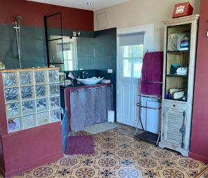 Maisons de vacances Maison cosy avec jardin et vue sur l-etang - Saint Chamas : photos des chambres