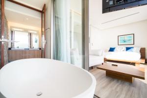 Sea Theatre Kata by ROI