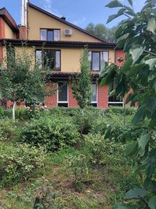 Номер з видом на сад