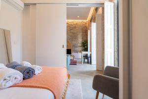 Invictus Escape – Jacuzzi & Charm in the City