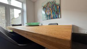 The Bakehouse - by Caithness Luxury Apartments NC500 - 5 Bedroom Luxury Holiday Home - Sleeps Work teams upto 5 & holiday makers upto 10 - PREFERENTIAL RATES FOR LONG STAY TRADES - CONTACT US -