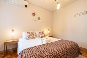 Blue Tile Hideaway by Portugal Active