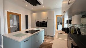 The Bakehouse - by Caithness Luxury Apartments NC500 - 5 Bedroom Luxury Holiday Home - Sleeps Work teams upto 5 & holiday makers upto 10