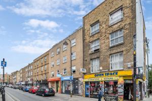 Shoreditch Skyline Spacious 1BHK