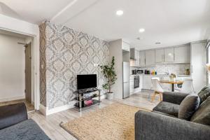 Shoreditch Skyline Spacious 1BHK