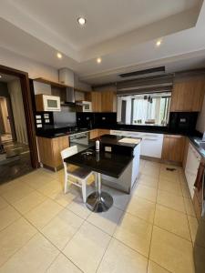 الشيخ زايد-بيفرلى هيلز-اليجريا