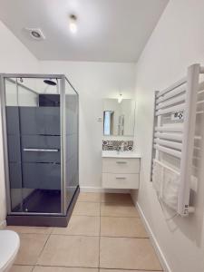 Studio 4 lumineux Av Garibaldi - DABNB