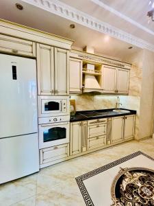 апартаменты в аркадии 2 отдельные спальни с видом на море