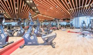 Bayz Business Bay Lux Studio with Resort Amenities