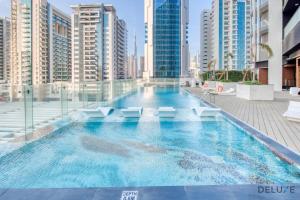 Bayz Business Bay Lux Studio with Resort Amenities