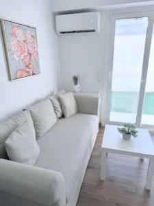 Mont Parnes Little House