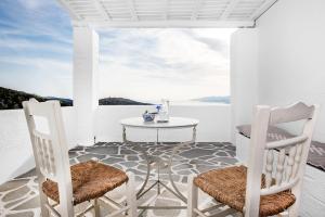 Exquisite estate, serene environment