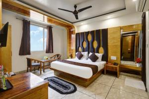 FabHotel Church View - 500m from New Delhi Railway Station