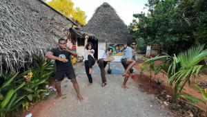 HostelExp, Auroville - A Rural Retreat Experience